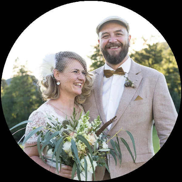 Mona und Chris, Hochzeitspaar, Porträt am Hochzeitstag